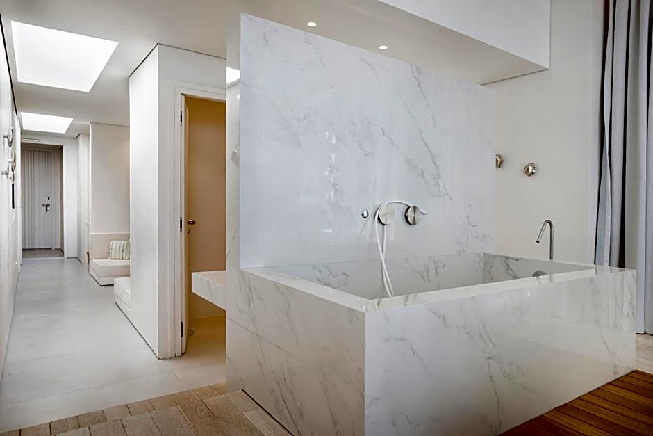 Mykonos Dove Beachfront Hotel