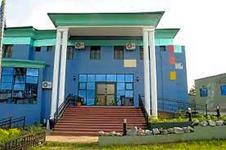 Sambeatz Hotel And Suites