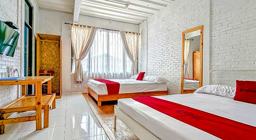 RedDoorz Syariah @ Eco Pesantren Daarut Tauhid