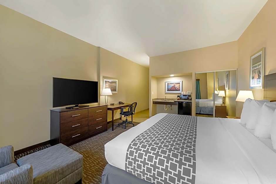 Best Western Naples Plaza Hotel