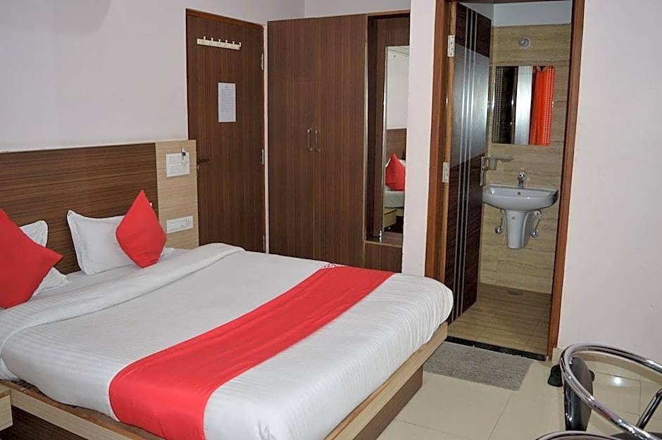 Hotel Thikana Palace