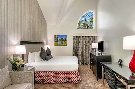 Aggie Inn, an Ascend Collection Hotel