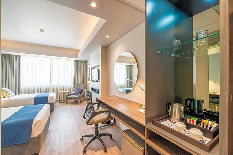 Rainbow Towers Hotel & Conference Centre