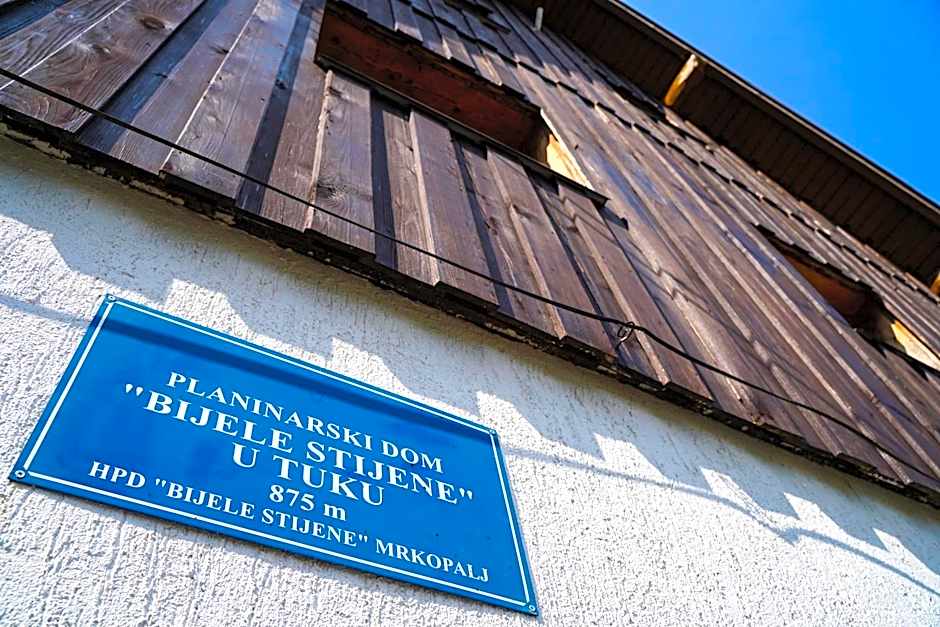 Planinarski dom ''Bijele stijene'' Mountain lodge