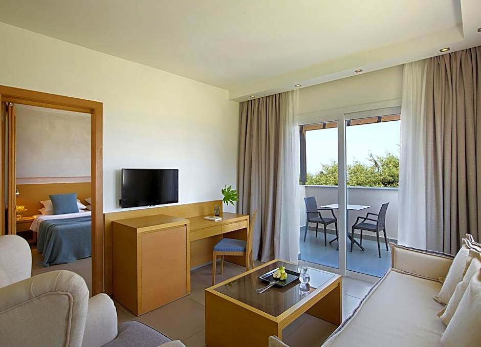 Atlantica Marmari Palace