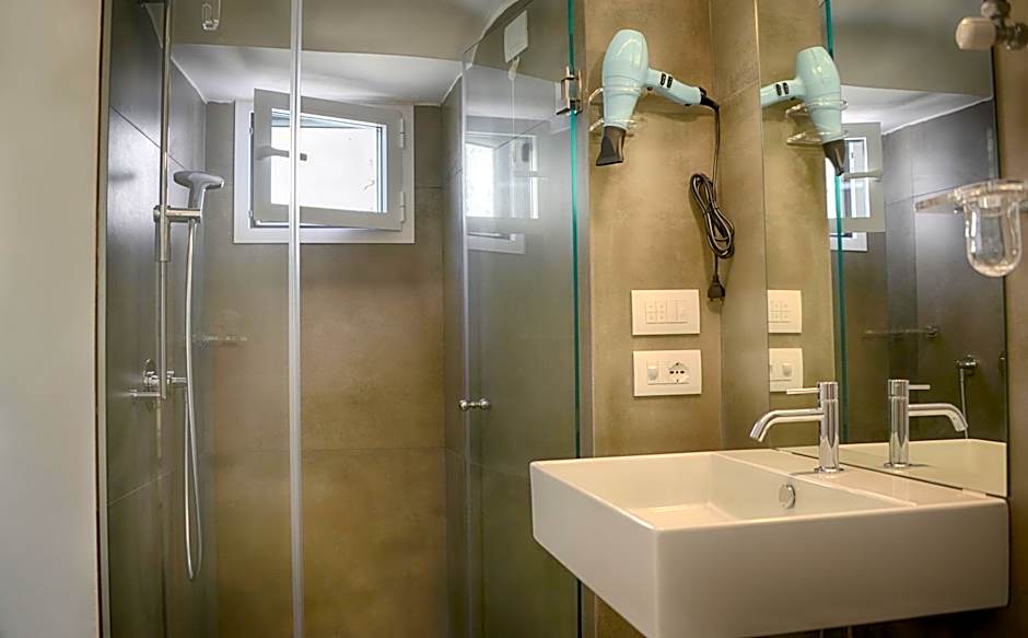 Sunshine Luxury Rooms