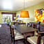 Exclusive 2BR Condo Retreat, Featuring a Lazy River - Special Offer Now!