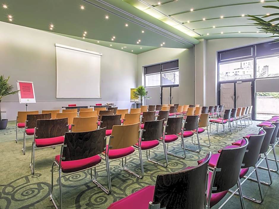 ibis Styles Evry Cathédrale