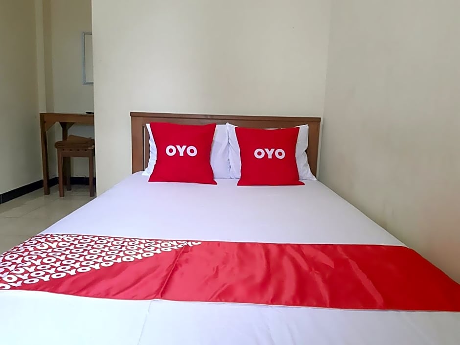 Photo 1 of 8 of Standard Double Room
