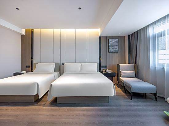 Atour Hotel Meizhou City Center Boli Plaza