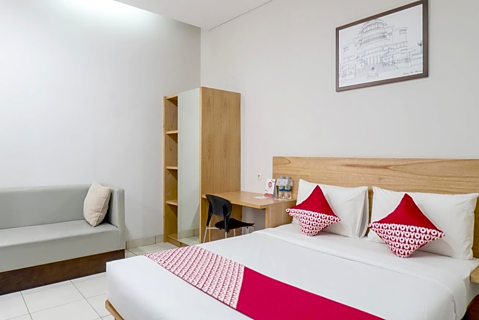 Super OYO 794 Ln 9 Bandung Guest House