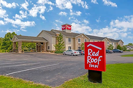 Red Roof Inn Charlestown