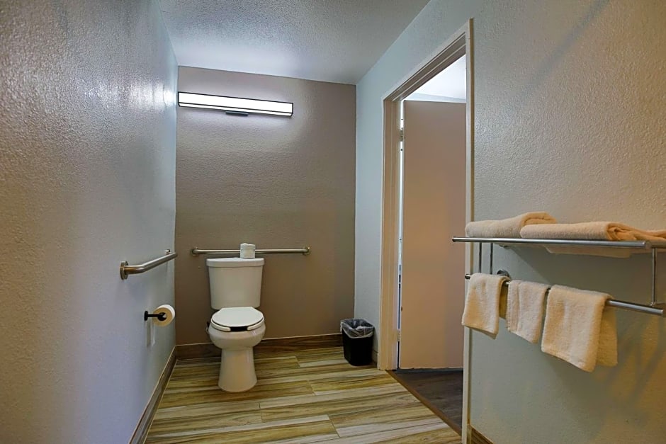 Motel 6-Sacramento, CA - Old Sacramento North