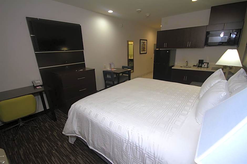 Atrium Hotel And Suites Dfw Airport