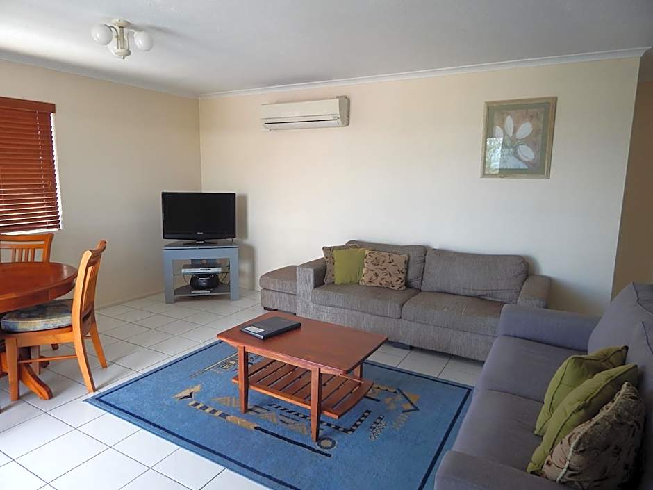 Tranquil Shores Holiday Apartment