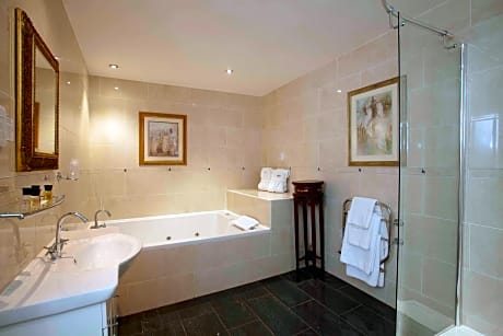 1 Double Bed, Non-Smoking, Standard Room