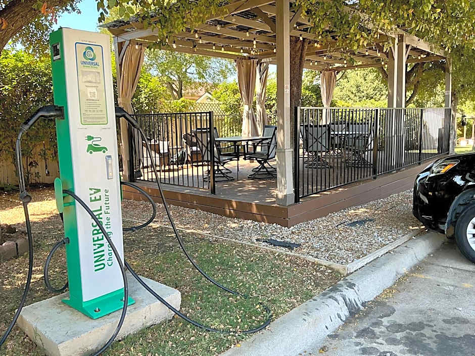 Days Inn by Wyndham Arlington