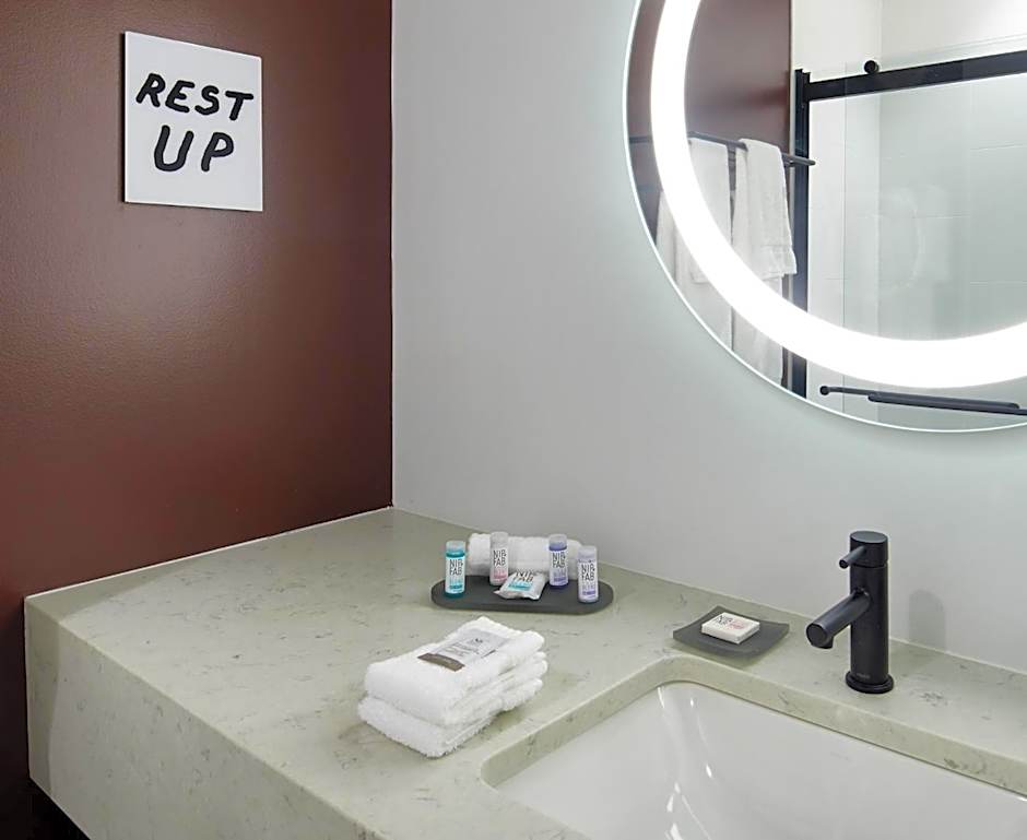 TRYP by Wyndham Pittsburgh/Lawrenceville