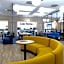 Air Rooms Rome Airport by HelloSky