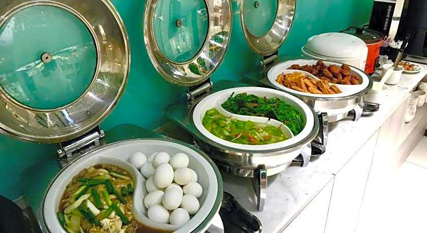 Fairytale YiSu Hot Spring Hotel