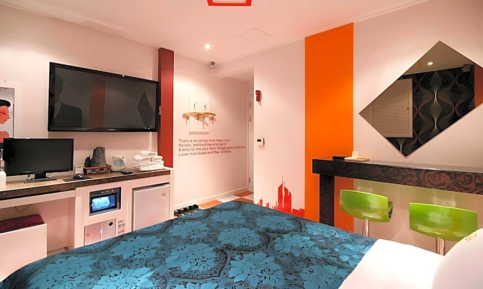 Namyangju Bukhangang Dolcecasa Hotel