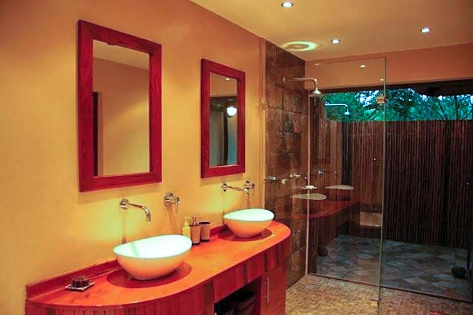 The Island River Lodge