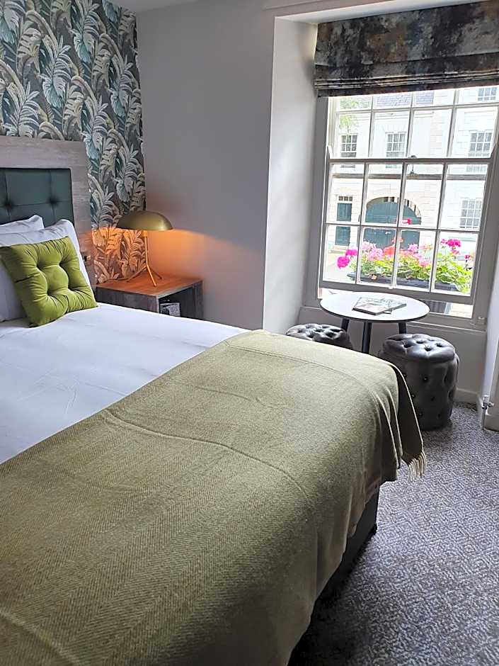 The Coach and Horses