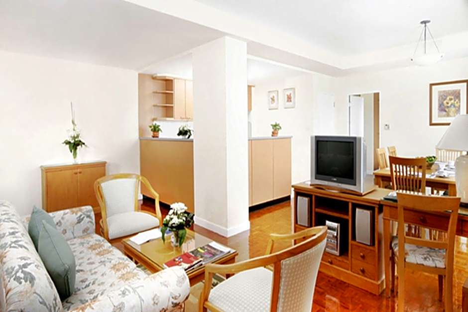 Classic Kameo Hotel and Serviced Apartments Sriracha