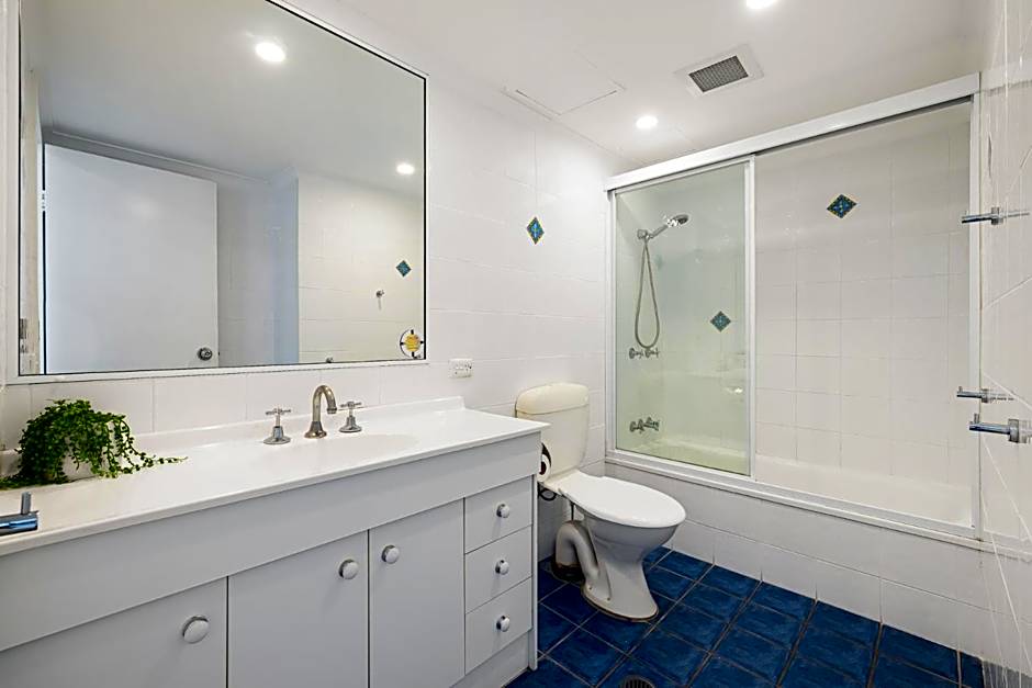 South Pacific Plaza Resort