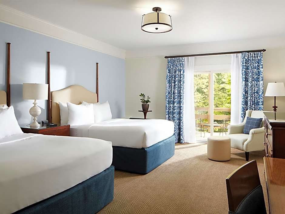 Photo 1 of 7 of Deluxe 2 Queen Beds