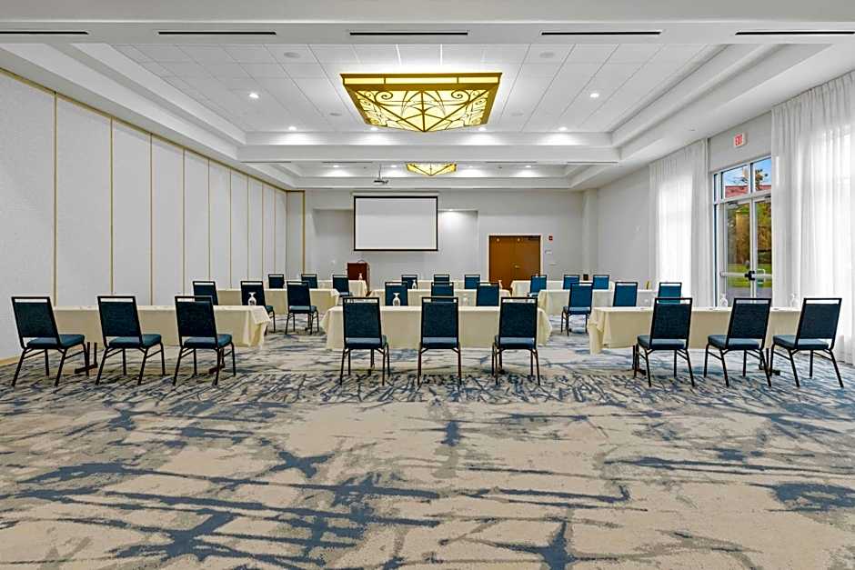 Hilton Garden Inn Auburn