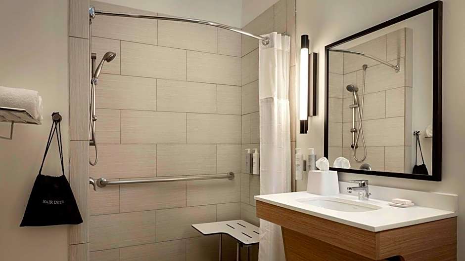 Spark by Hilton Houston Bush Intercontinental Airport
