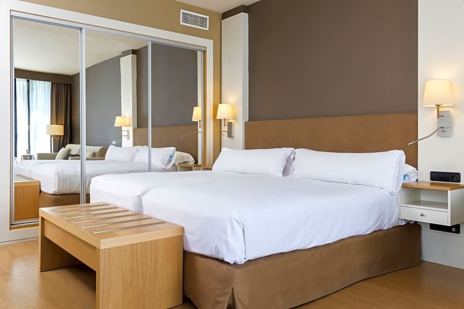 Guitart Grand Passage