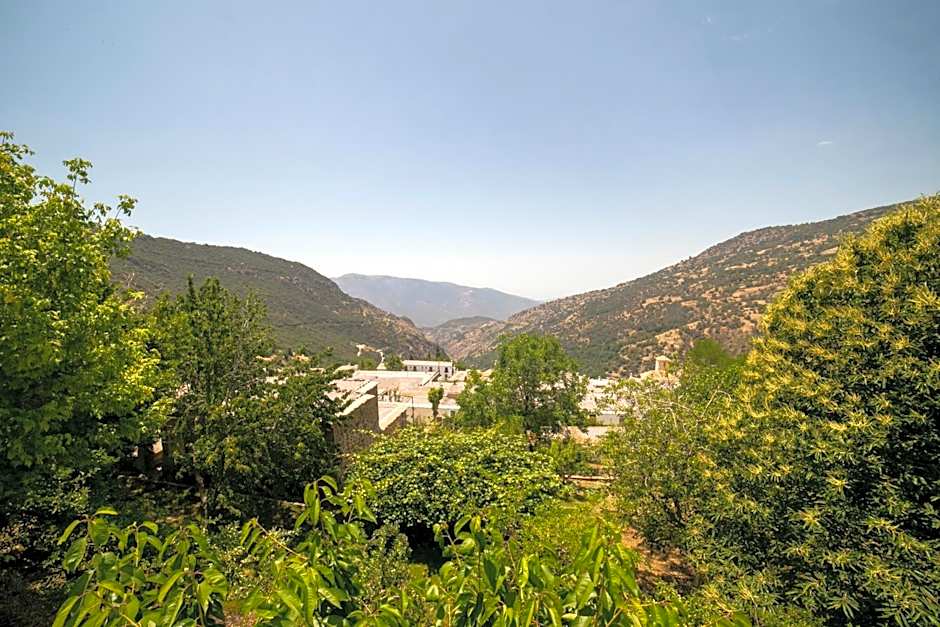 Villa Turistica de Bubion