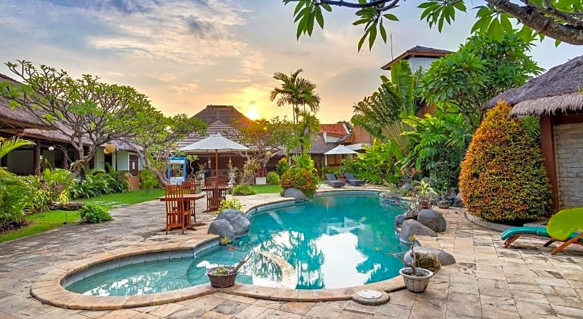 Desamuda Village Hotel