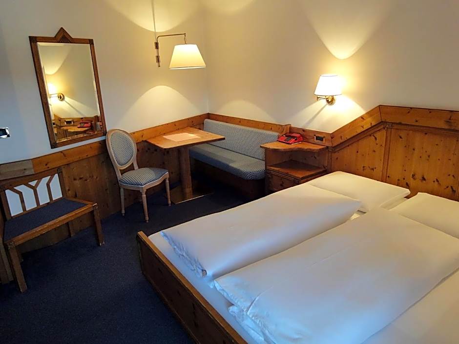 Hotel zum Wolf