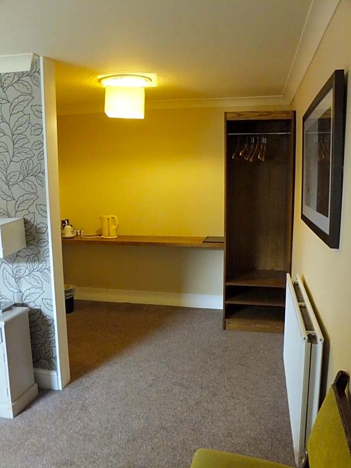 The Red Lion, Stretham