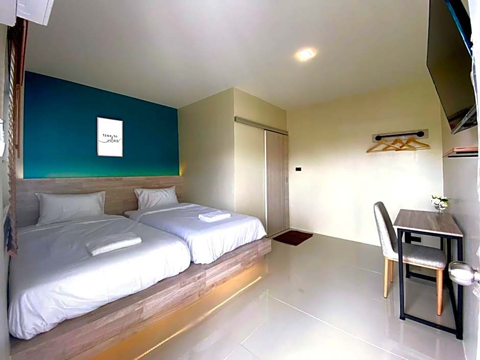 Photo 1 of 3 of Economy 2 Beds