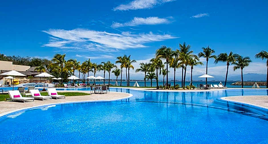 Villa B Nayar 115 gated community & Beach Club