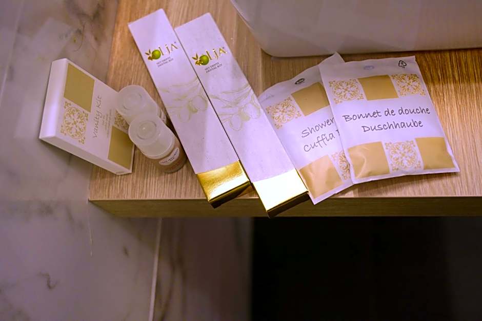 Palace Eight - Suites & Spa