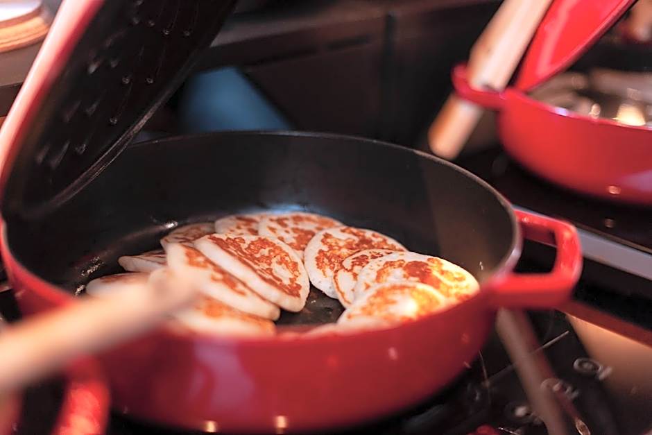 Kings Hotel First Class