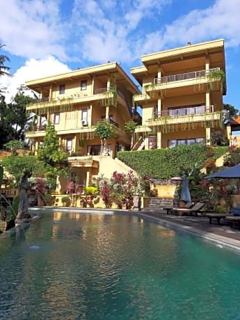 One-Bedroom Suite with Ricefield and Pool View