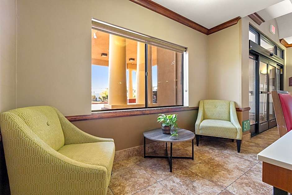 Holiday Inn Express Hotel & Suites Barstow By IHG