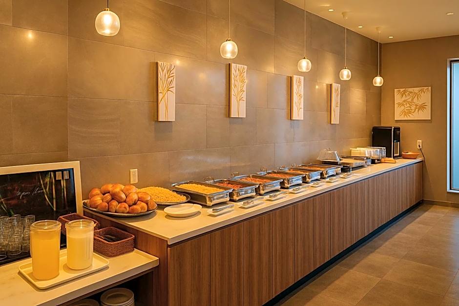 Plaza In Kanku Hotel