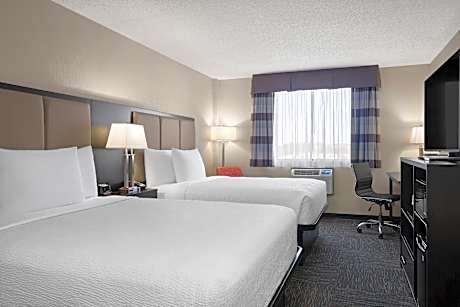 2 Queen Bed Executive Room Non-Smoking