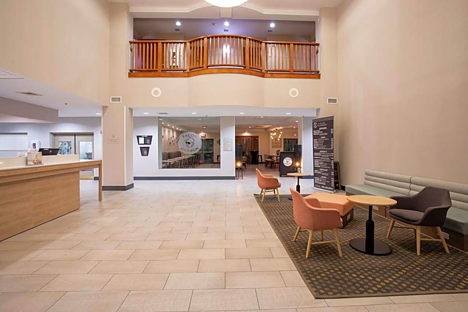 Holiday Inn & Suites Goodyear - West Phoenix Area By IHG