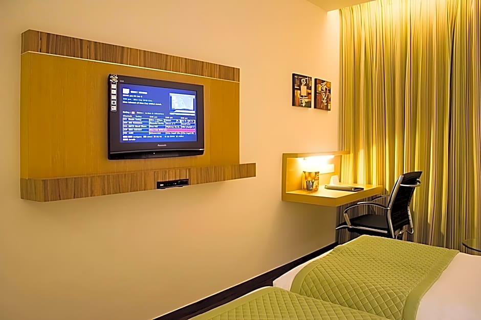 Shervani Hotel Nehru Place