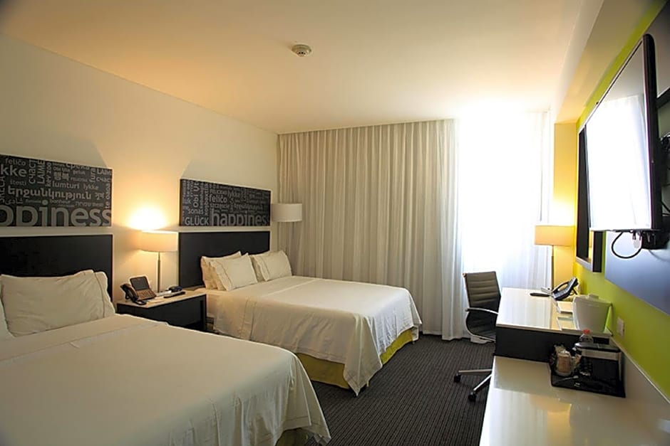 Holiday Inn Express & Suites Puebla Angelopolis