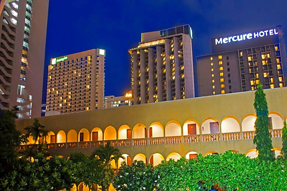 S Lodge Pattaya formally Sabai Lodge