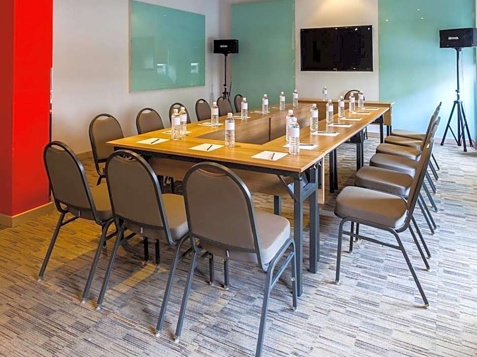 Monoloog Hotel Pekanbaru
